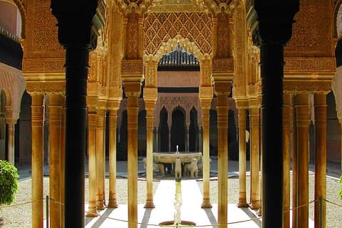 Privater Tagesausflug nach Alhambra und Granada ab Sevilla