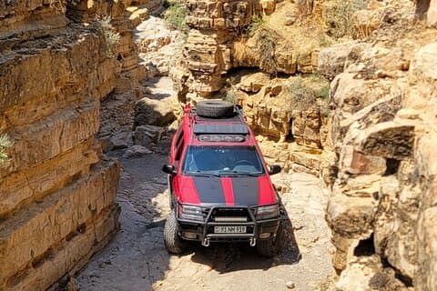 Offroad-Tour zum Angels Canyon, Garni-Tempel und Azat-Stausee
