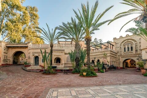 Tour por la ciudad de Agadir y jardín botánico y médina Coco pollizzi