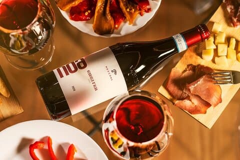Udforsk og nyd en dynamisk vinsmagning på Cantina Moscone