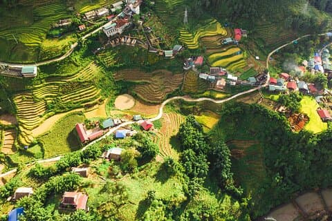 Fra Hanoi: 2 Days Sapa Trek & Fansipan Adventure with Dcar