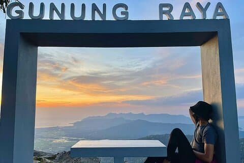 Kilim Geopark Sunset Mangrove Boat Inkludert Mount Raya Peak View