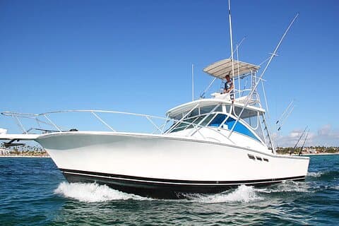 Explora 4 horas de pesca privada en alta mar en Punta Cana