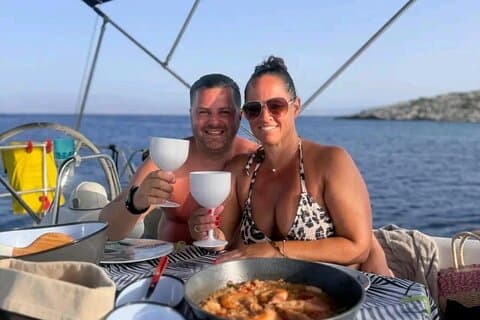 Private luxury Escape Sailing, Snorkel and Lunch Cruise