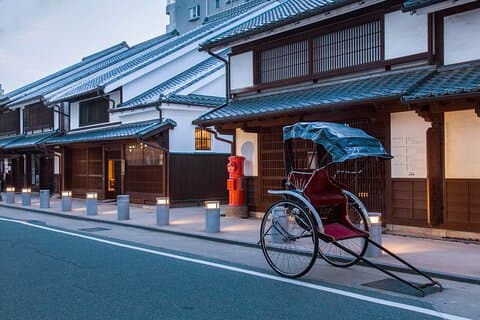 Hakata Old Town Walking Tour, der sporer Fukuokas sande historie