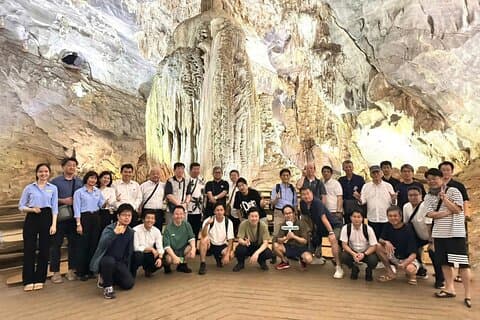 Phong Nha Cave and Hava Valley Guided Tour from Dong Hoi