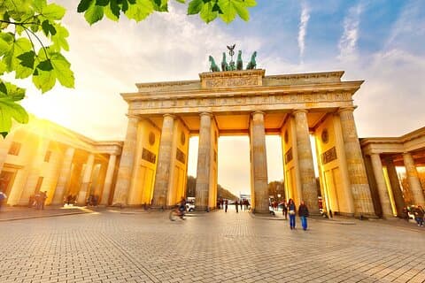 Deluxe Berlin Tour from Warnemunde or Rostock Cruise Port