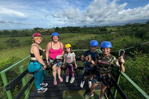 Zipline Adventure på Rio Celeste med lunch ingår