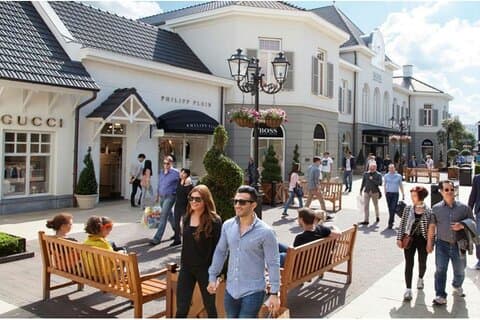 Designer Outlet Roermond privat dagstur fra Amsterdam