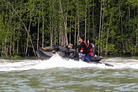 Pacote de passeio de jet ski Ruby