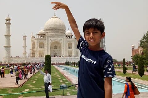 Visita el Taj Mahal en un día desde Bangalore eligiendo tus propios vuelos