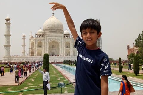 Visita el TajMahal en un día desde Mumbai eligiendo tus propios vuelos