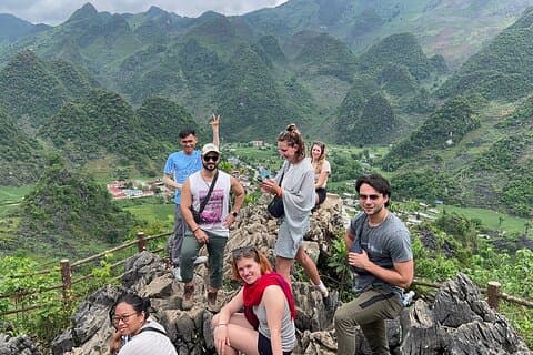 Ha Giang Loop Motorbike Adventure com Easy Rider, ônibus de ida e volta