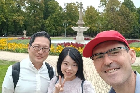 Private Tour zum UNESCO-Weltkulturerbe Holloko und Schloss Eger mit Transport
