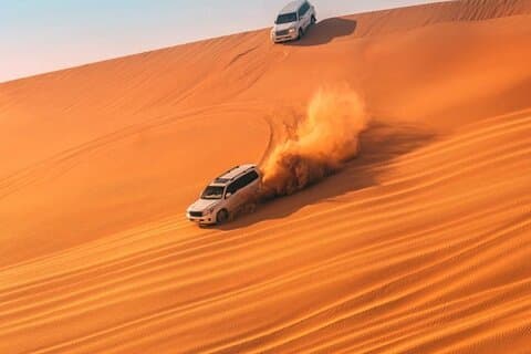 Doha: Safari, ATV, Kameler, Sand Boarding og Inland Sea Tour