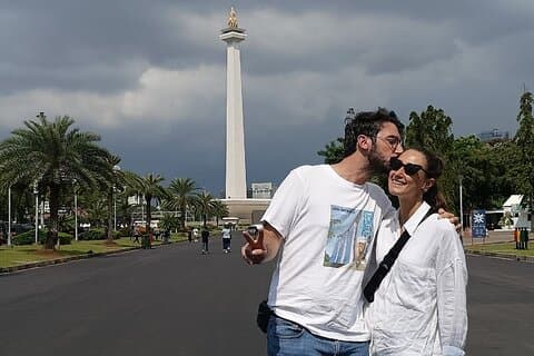 Halbtägiger Besuch des Monuments in Jakarta mit Highlight-Stadtrundfahrt