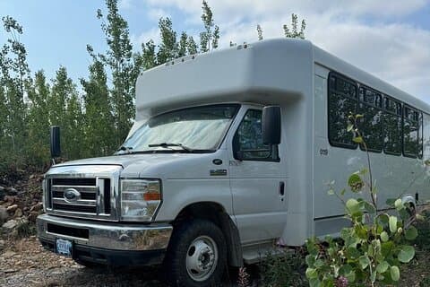 24 Seat Charter Bus Group Travel in Yellowknife North Canada