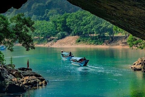 Tour della grotta di Phong Nha o della grotta del paradiso da Hue City