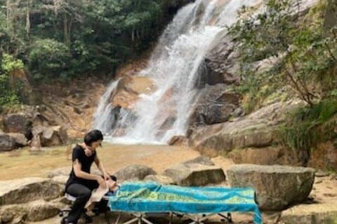 Sanctuaire d'Oogashira et Spa de la tête de cascade sacrée
