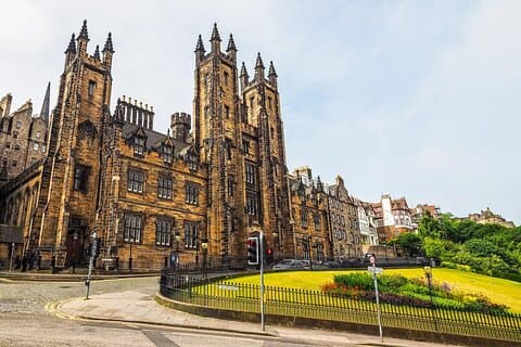 Explora los lugares de Edimburgo dignos de Instagram con un local