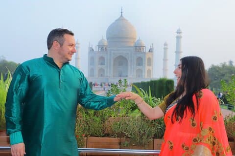 Spring køen over Taj Mahal Tour