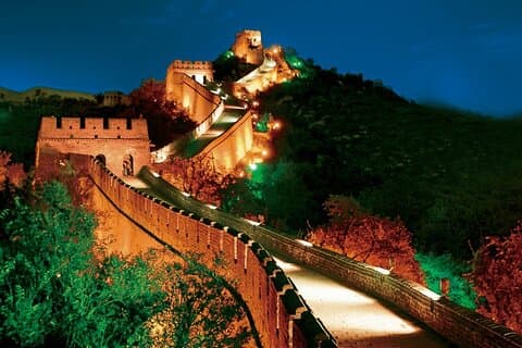 BusDa-Coucher de soleil Lueur à Badaling Great Wall Visite nocturne en bus avec billet