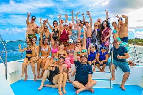 Punta Cana Party Boat Adventure – snorkling og åben bar inkluderet