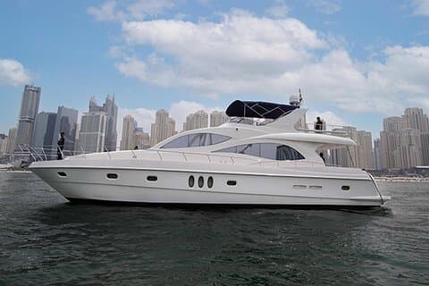 Yate Majesty de lujo de 3 horas y 66 pies en West Marina, Dubái
