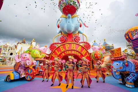 Carnival Magic Theme Park i Phuket