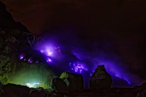 Escursione all'alba sul monte Ijen: viste delle fiamme blu e del cratere