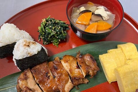 Grandma's Traditional Japanese Cooking Class in Nagoya