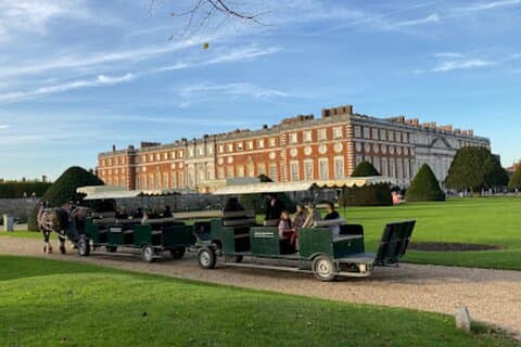 Palacio de Hampton Court, Kew Gardens y Richmond Park desde Londres