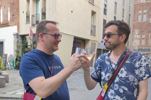 Descubre los rincones ocultos de Turín y sus vinos locales.