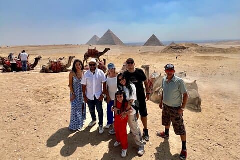 Día completo por Cairo y Giza, pirámides, museo y Khan El Khalili