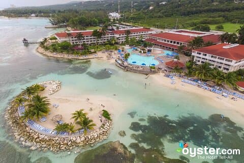 Montego Bay Airport och Catalonia Montego Bay Private Shuttle