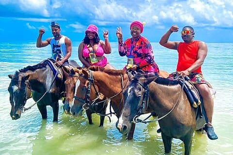 ATV, bambus rafting og ridetur fra Montego bay