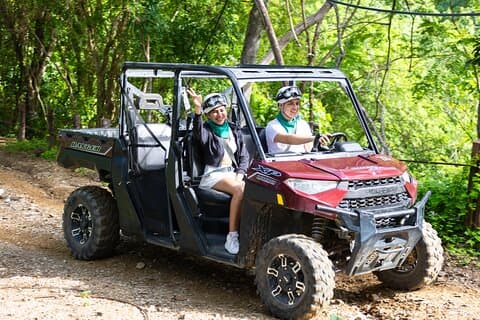 プエルトバジャルタのアドベンチャー ジョルロ ポイント全地形対応車