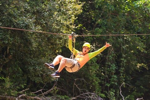 Aventura de tirolesa e ponte aérea em Puerto Vallarta