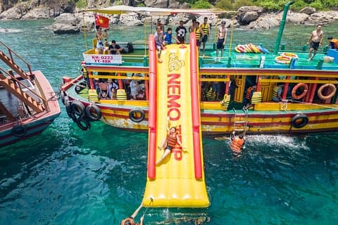 Nha Trang Island Hopping Tour Snorkling og flytende fest