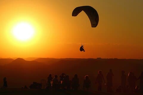 Paragliding Avontuur op Zonsondergang & Camel Ride in Agafay Desert