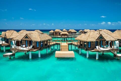 Montego Bay flyplass og Sandals Royal Private Shuttle
