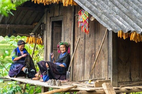 Excursion en voiture panoramique Mu Cang Chai avec Guide local et peinture à la cire d'abeille