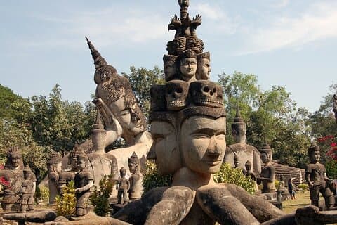 Vientiane Private Full-Day Tour with Buddha Park and Lunch