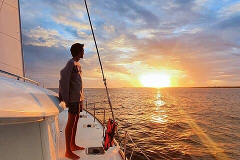 Cozumel Sunset Private Catamaran Avontuur