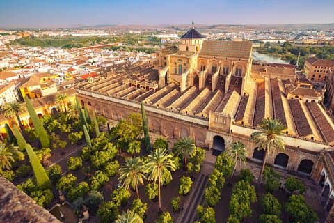 Ganztägige private Tour von Sevilla nach Cordoba mit Tickets