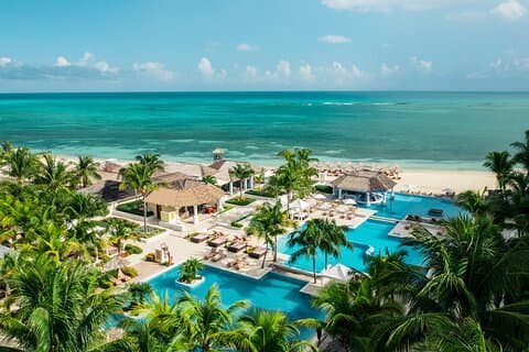 Montego Bay Lufthavn og Iberostar Grand Rose Hall Private Shuttle