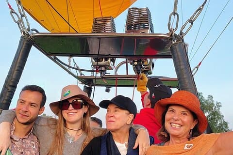 Ballongflygning med frukost och transport i Teotihuacan
