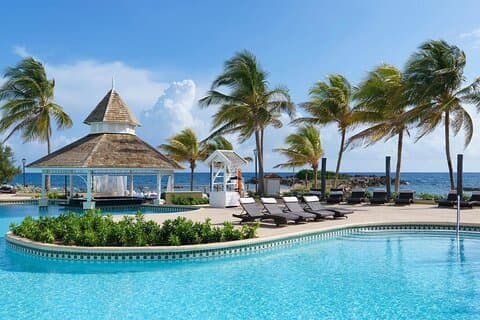 Privater Shuttle zum Flughafen Montego Bay und zum Melia Braco Village