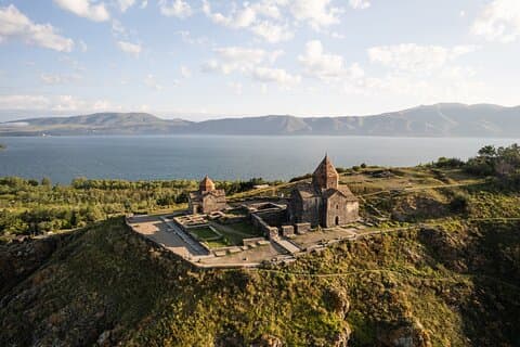 Vanuit Jerevan: Tsaghkadzor & Sevanmeer Tour met kloosters
