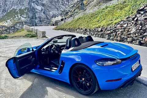 Circuit de 4 jours en Porsche dans les Alpes suisses : Interlaken, Furka-Grimsel-Susten